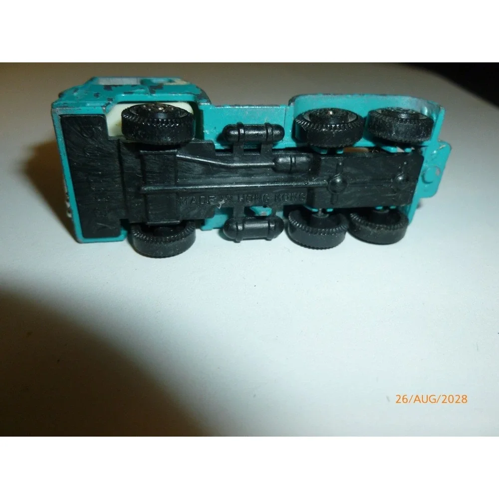 Vintage Yatming Teal Diecast Semi Truck Tractor Cab Made in Hong Kong 1/64 Scale